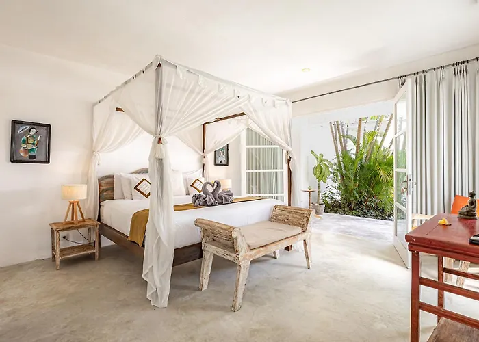 Villa Mutiara Putih By Optimum Bali, Seminyak, Walk To *