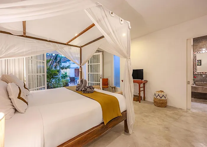 Mutiara Putih By Optimum Bali, Seminyak, Walk To Villa
